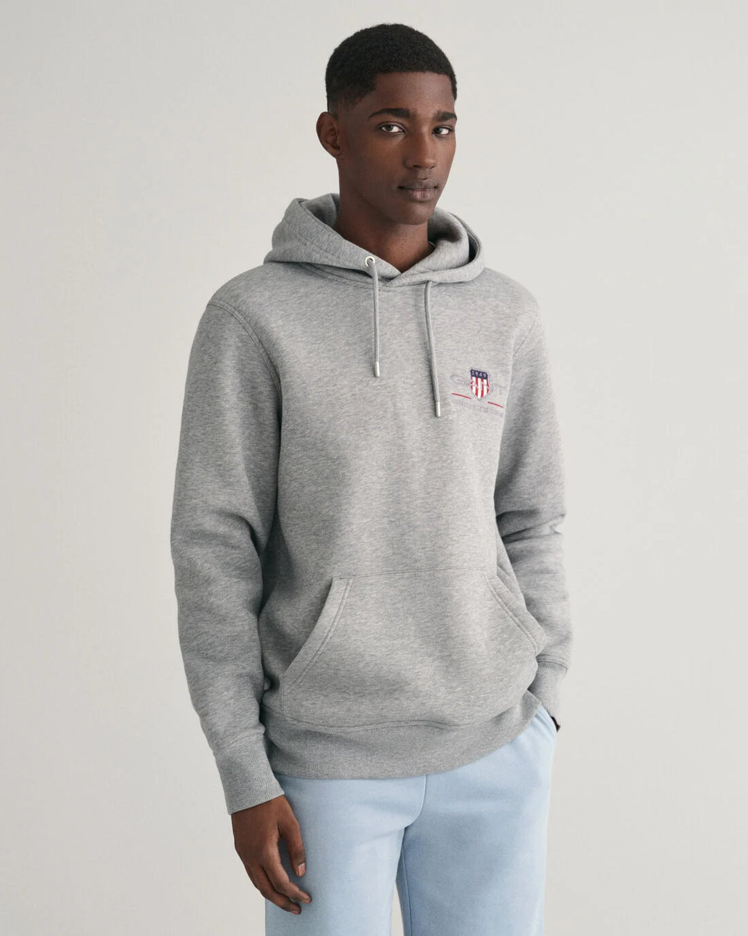 GANT Reg Medium Archive Shield Hoodie/Duks 2047084