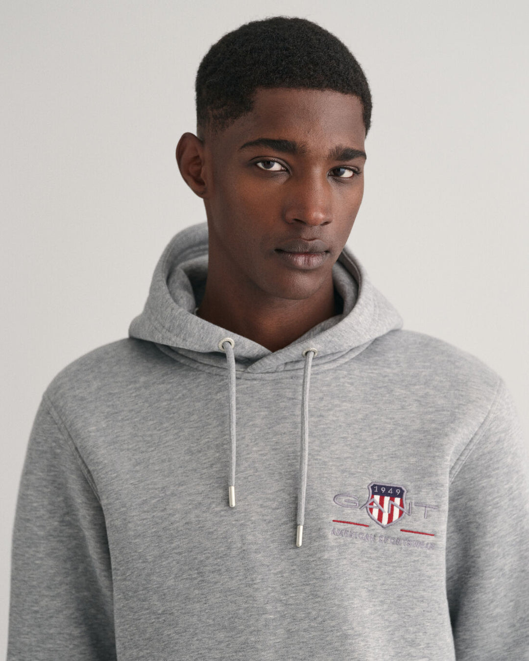 GANT Reg Medium Archive Shield Hoodie/Duks 2047084